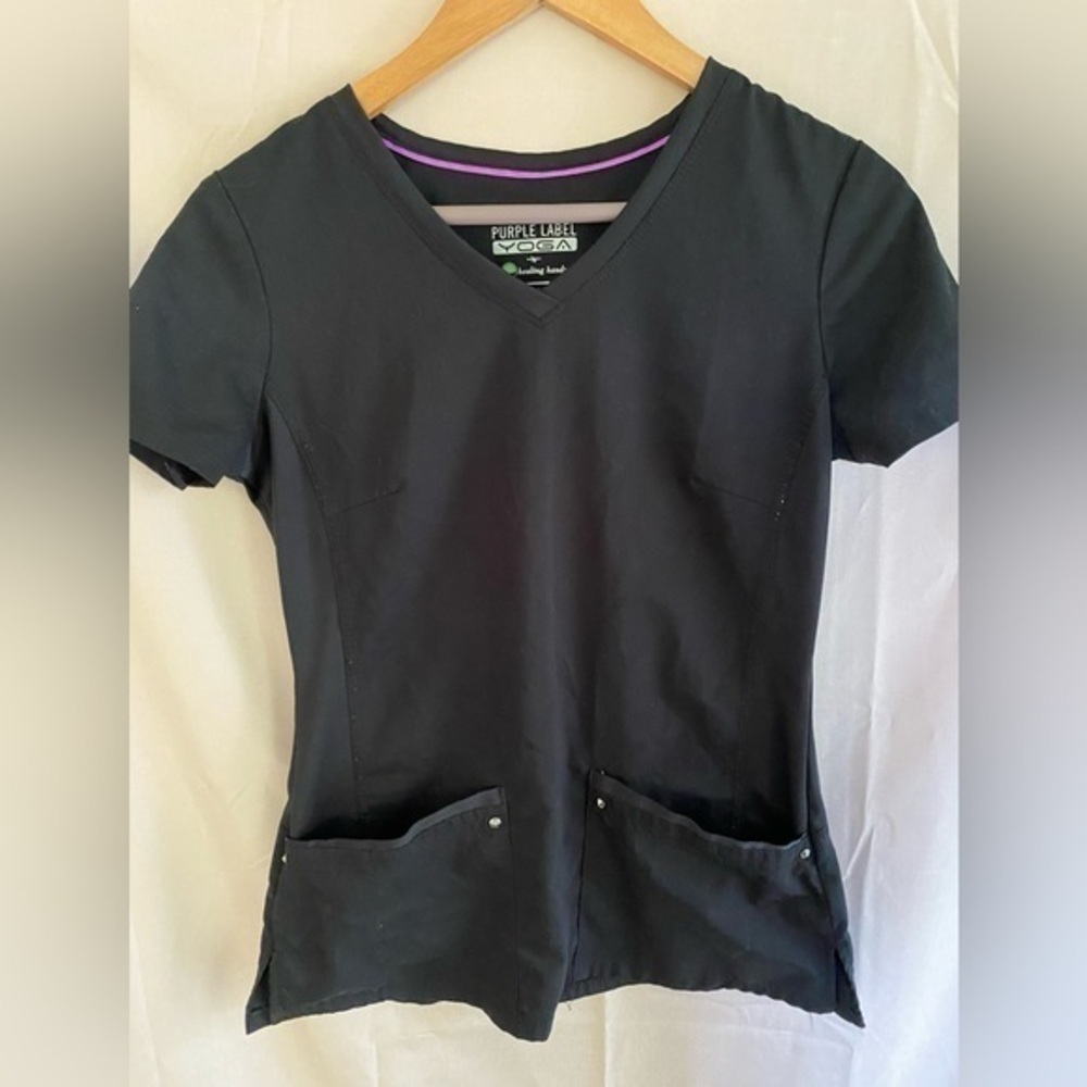Purple Label Yoga by Healing Hands Juliet V-Neck Neck Knit Panel Top black XXS